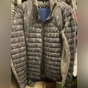 Lululemon coat size 10